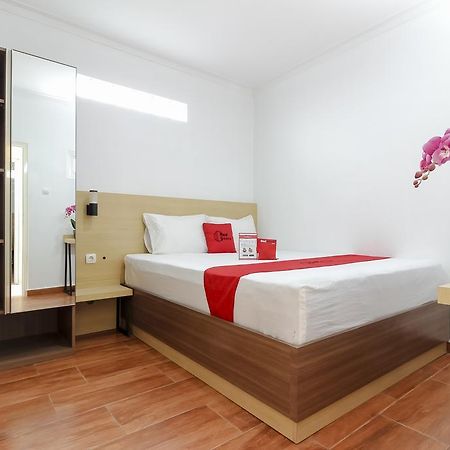 Reddoorz Plus Near Jogja Kembali Monument Otel Yogyakarta Dış mekan fotoğraf